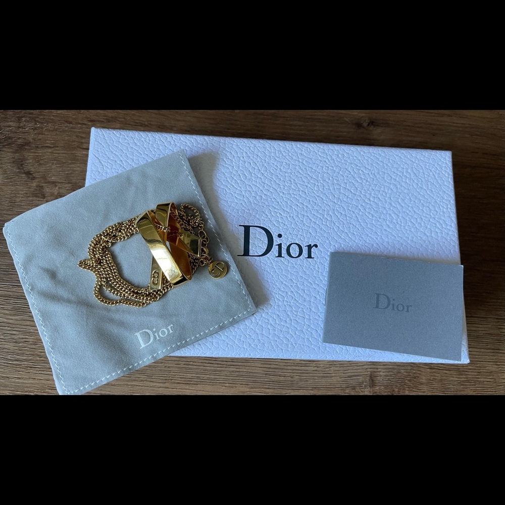 CHRISTIAN DIOR-AUTHENTIC Gold Pendant/Necklace - Picture 10 of 16